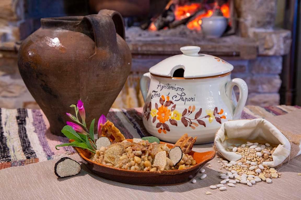 Agriturismo Terra E Sapori Campodipietra Экстерьер фото